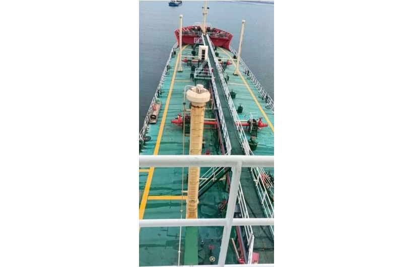1tanker-ship-for-sale-snp-shipping-brokerage-aibmaritime-lafiotakis-group-chinese-build-2003-dwt-4460mt-deck1D80D216-04CC-1708-7BE1-B6E75D156972.jpg